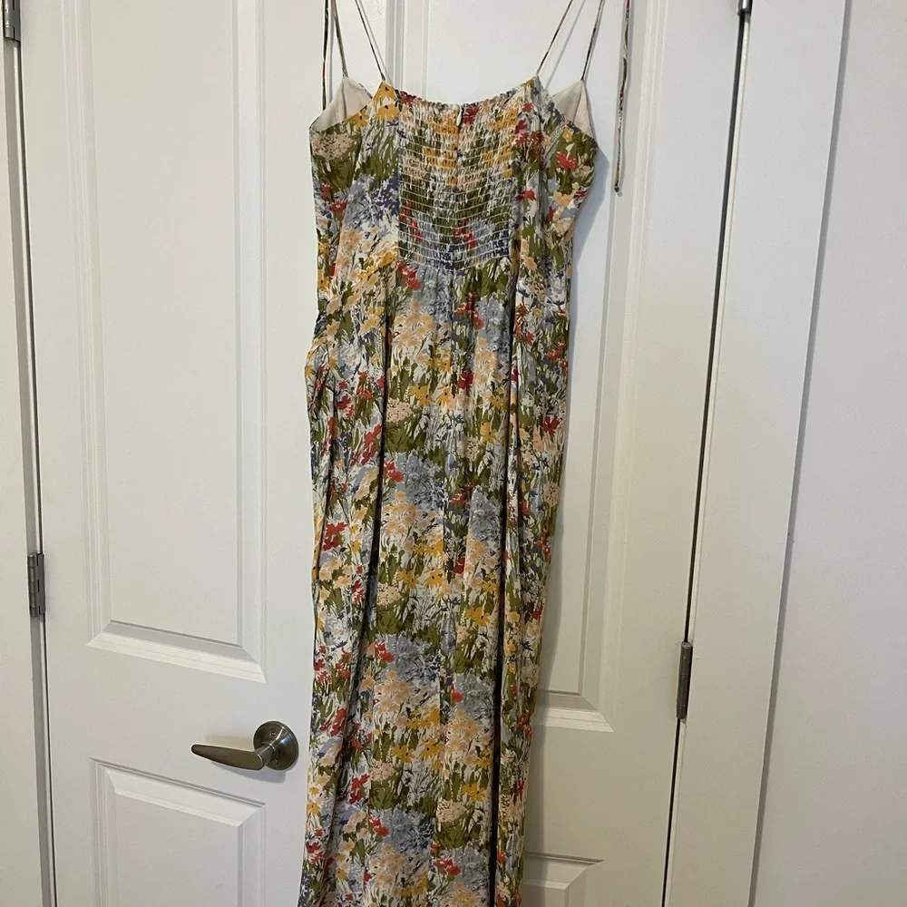 Reformation Kourtney Dress in Countryside - Picture 4 of 6
